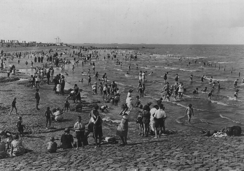 Strand 1.jpg